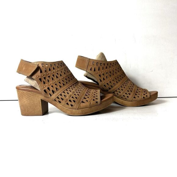 Sofft Tan Leather Block Heeled Cutout Sandals Womens Sz 9 M Sling Back Peep Toe - Picture 4 of 11